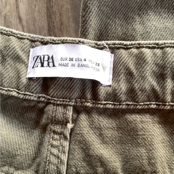 Zara Wide Leg Jeans - Size 4 - Picture 3 of 5